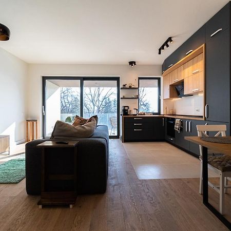 Mirador Bohemian Apt With Views Over Old Town And Tampa Mountain, Near Poiana Braşov Exteriör bild