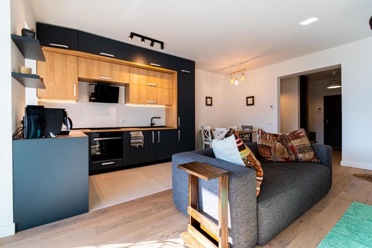 Mirador Bohemian Apt With Views Over Old Town And Tampa Mountain, Near Poiana Braşov Exteriör bild