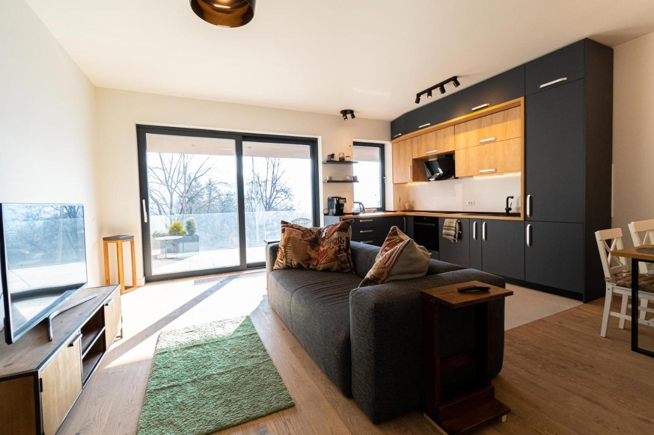 Mirador Bohemian Apt With Views Over Old Town And Tampa Mountain, Near Poiana Braşov Exteriör bild